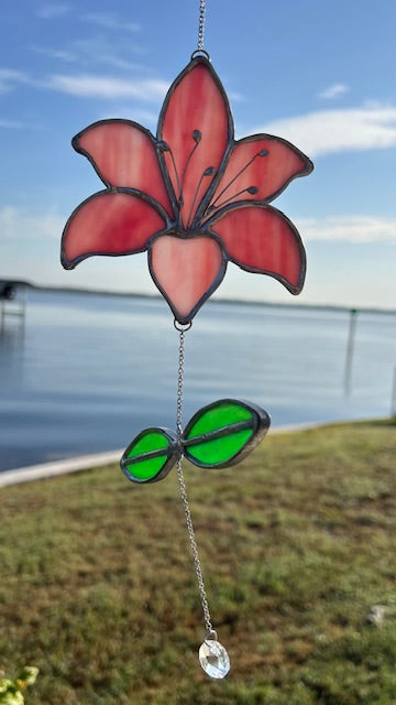 Stained Glass Pink Tiger Lily Suncatcher – Wire Detail Center, Green Leaves, Silver Finish, Elegant Floral Window Art, Handmade USA
