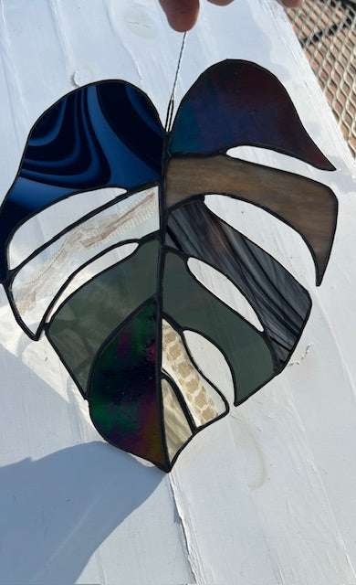 Black Stained Glass Monstera Leaf Suncatcher with Snakeskin Detail – Textured Dark Glass, Black Patina Finish, Handmade Window Hanging
