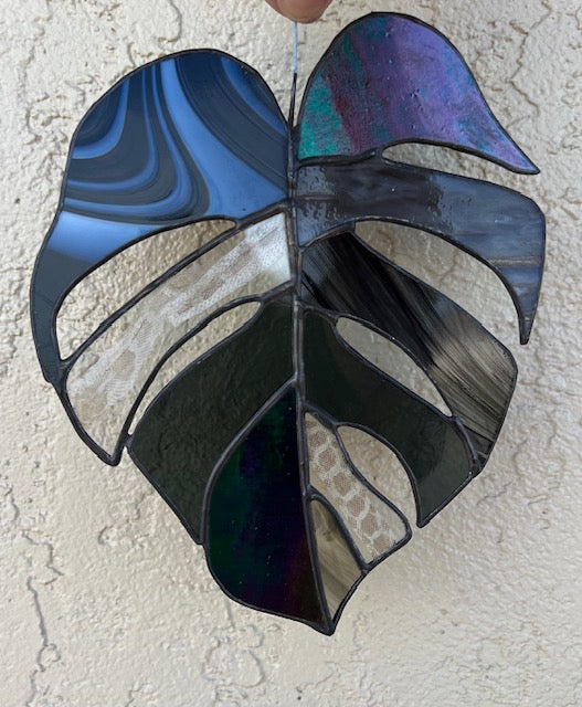 Black Stained Glass Monstera Leaf Suncatcher with Snakeskin Detail – Textured Dark Glass, Black Patina Finish, Handmade Window Hanging